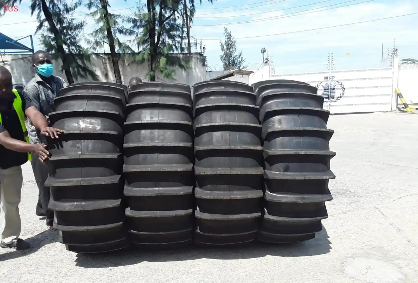 Surveyor conducting pre-shipment inspection – Mercury Marine Services